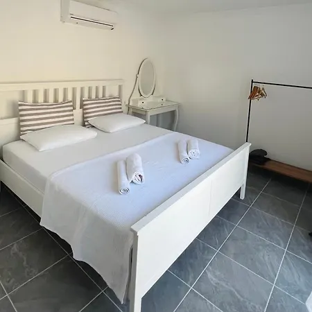 Isik , A Happy Vacation Story Hébergement de vacances Fethiye