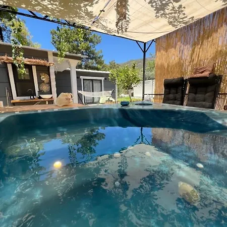 Isik , A Happy Vacation Story