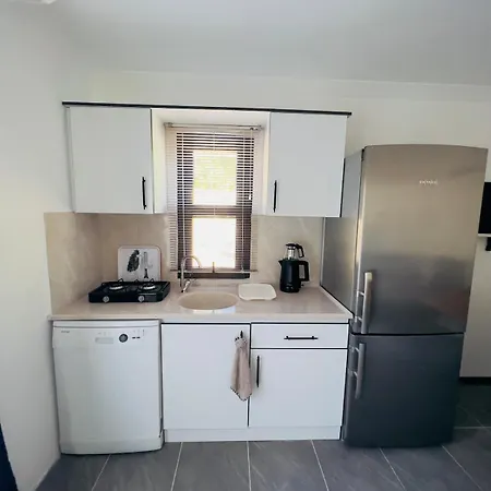 Isik , A Happy Vacation Story