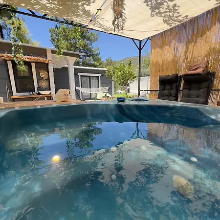 Isik , A Happy Vacation Story