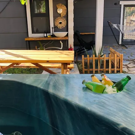 Isik , A Happy Vacation Story Hébergement de vacances *